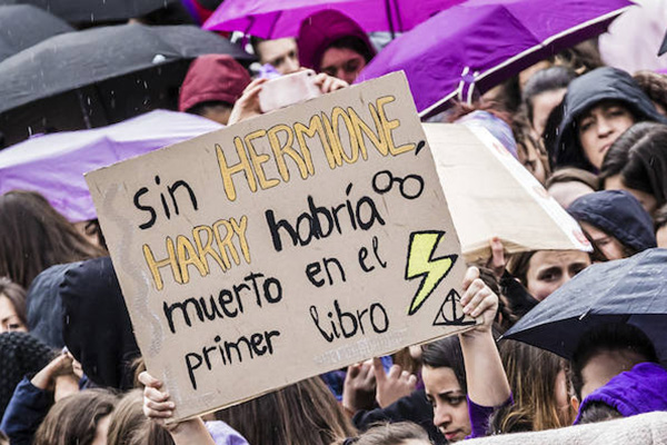 FOTO 1. Hermione spagnolo