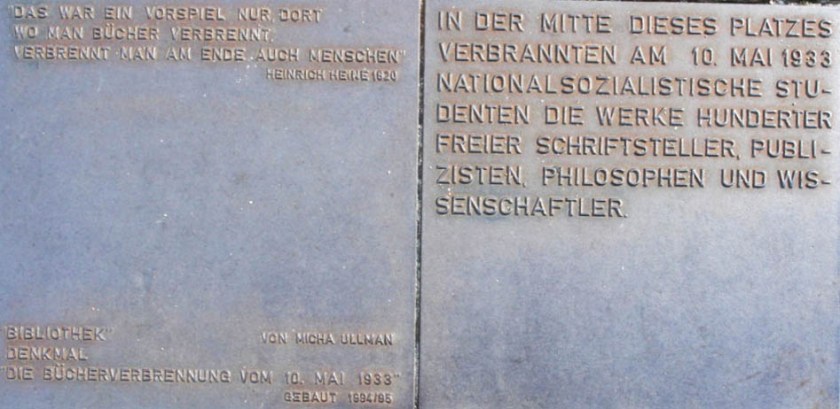 5. Targa apposta in Bebelplatz