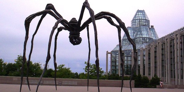 Fig.7_Maman, davanti lla national gallery of canada_Louise Bourgeois