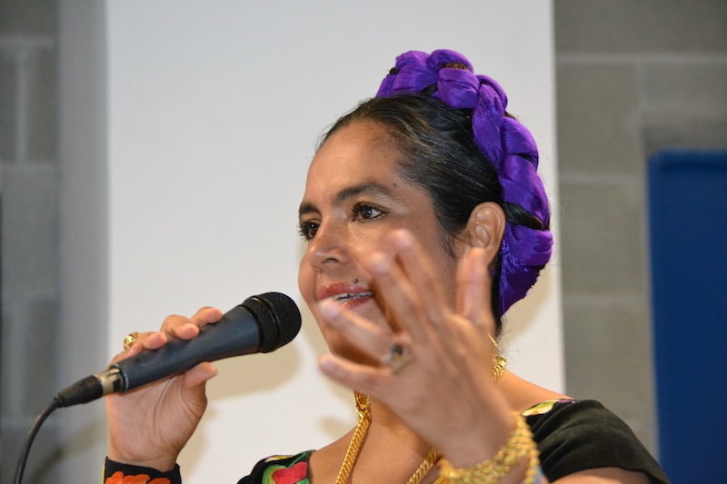 Figure 4 Martha Toledo Martinez, portavoce della comunità di Juchìteca in Messico. Credit_Associazione Laima, Culture Indigene di Pace 2012