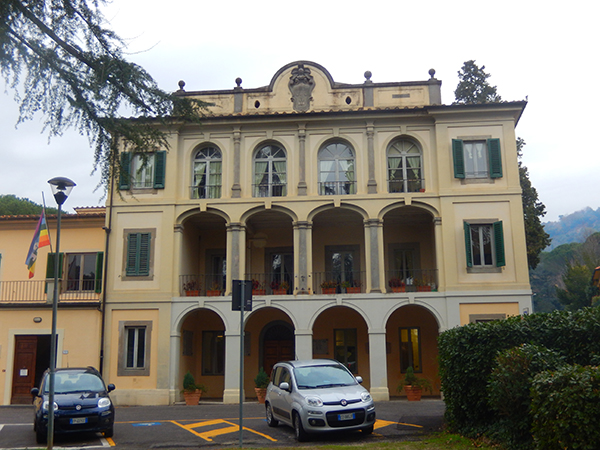 FOTO 1. Monsummano Terme(PT)-Municipio -foto di Laura Candiani