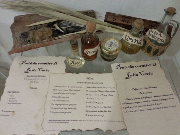 11.Antro della Strega Julia Carta, Bidoni'