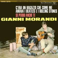 Foto2. Gianni Morandi e Mauro Lusini nella copertina di C’era un ragazzo che come me amava i Beatles e i Rolling Stones