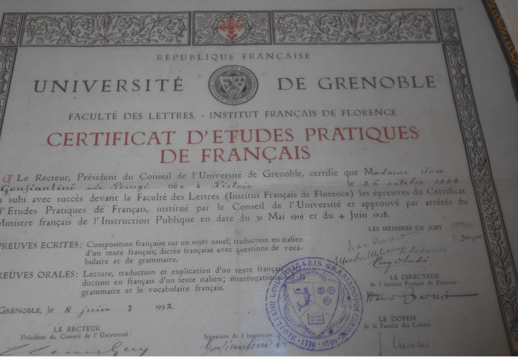 Dilploma dell'Università di Grenoble, foto di Laura Candiani