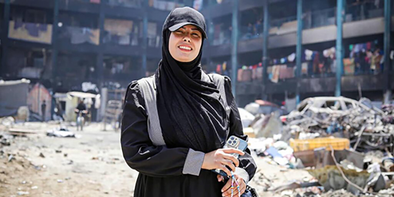 Put Your Soul on Your Hand and Walk 